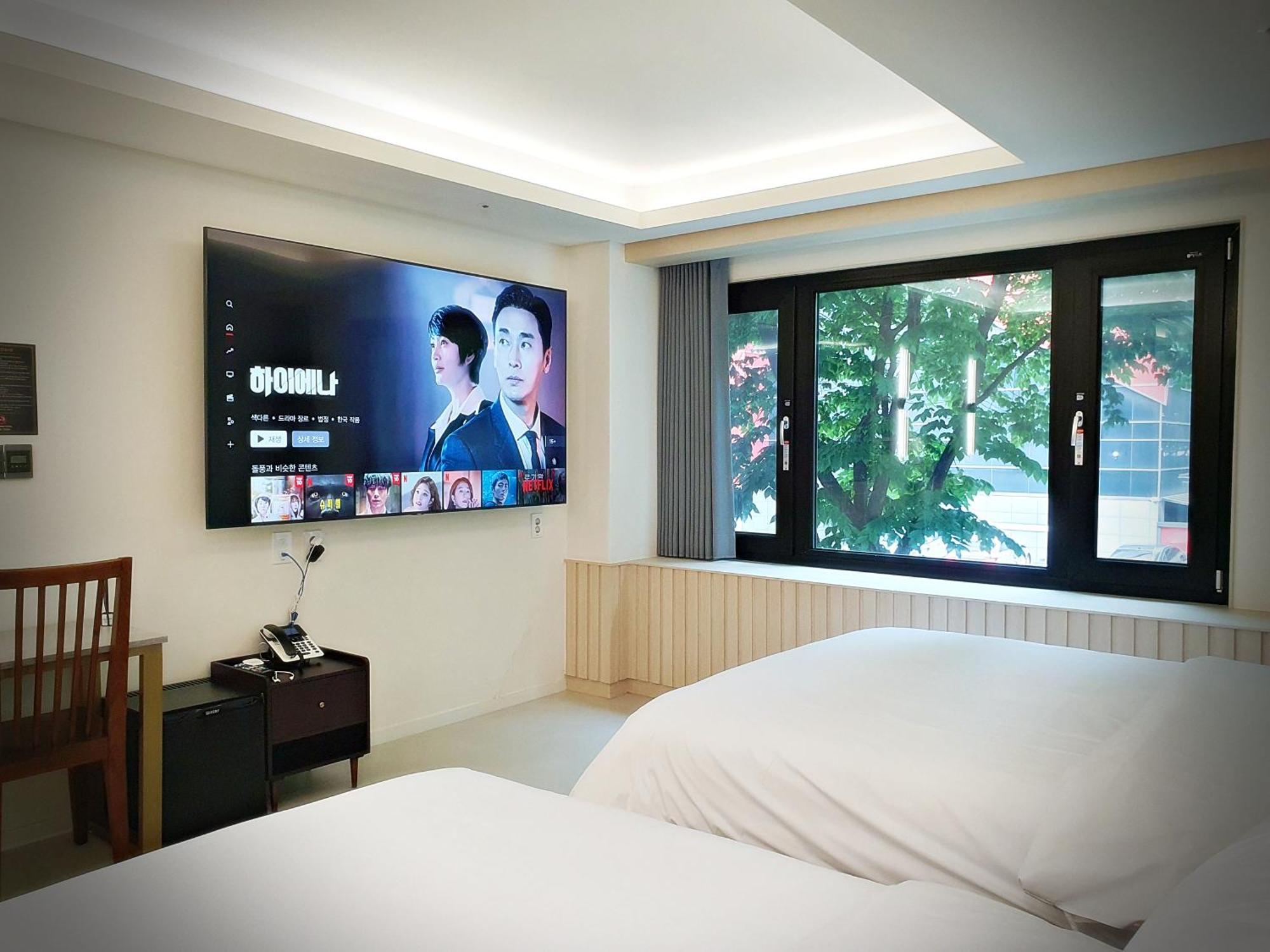 Bluebird Hotel Incheon Exterior foto