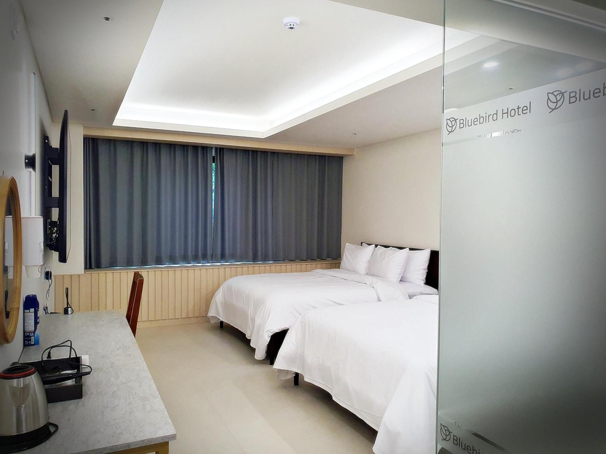 Bluebird Hotel Incheon Exterior foto
