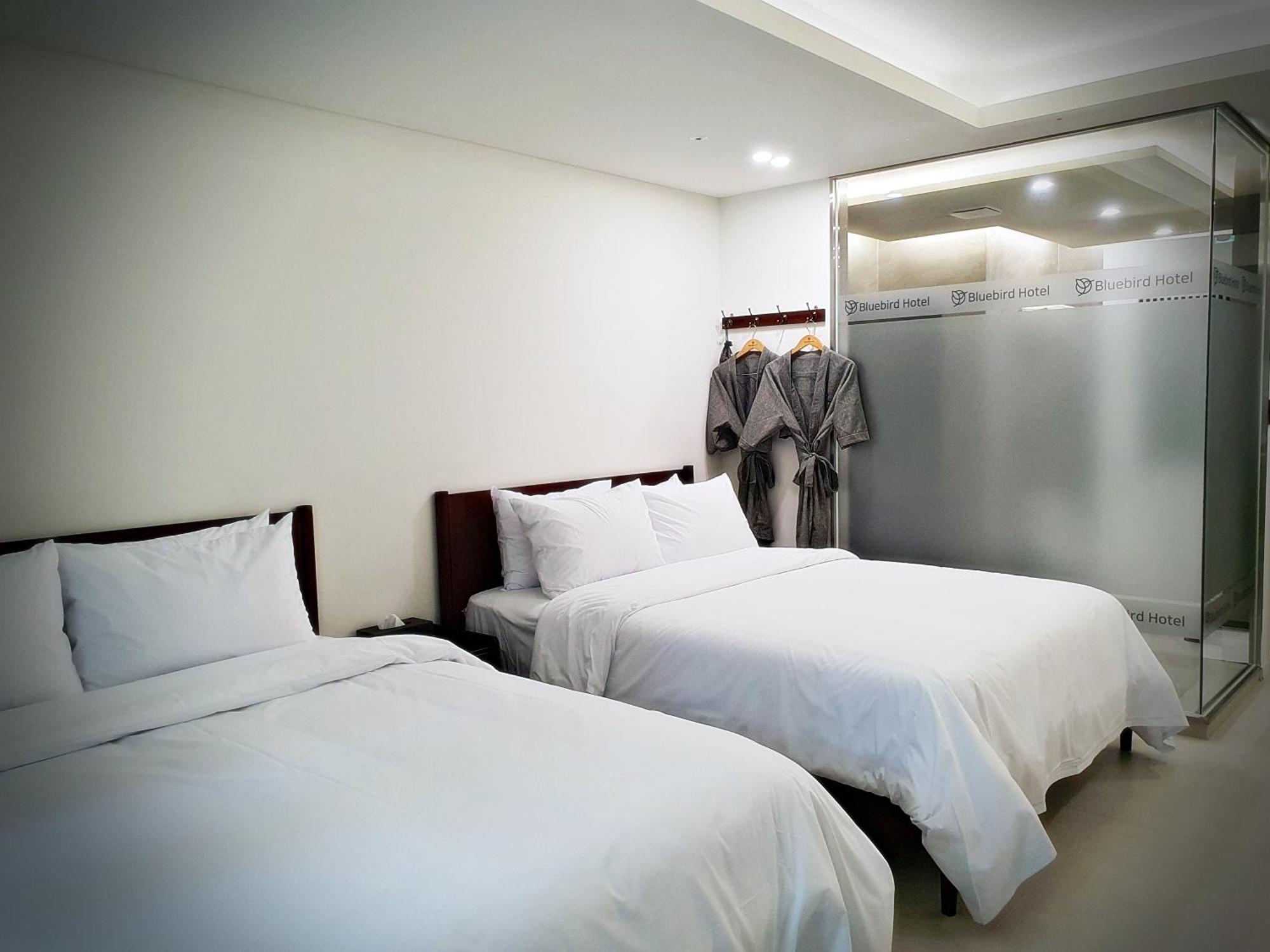 Bluebird Hotel Incheon Exterior foto