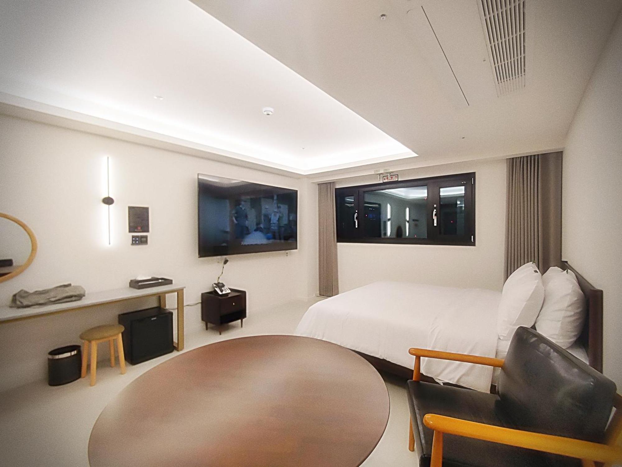 Bluebird Hotel Incheon Exterior foto