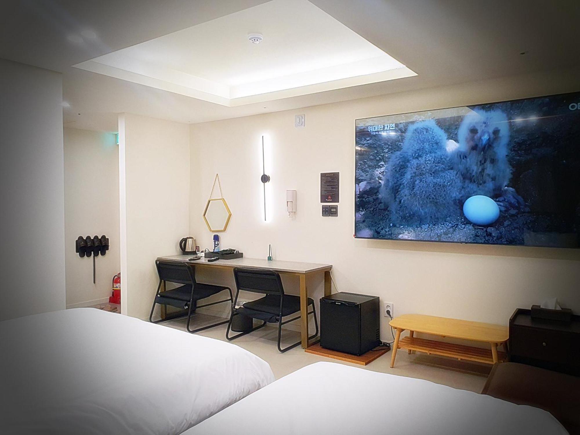 Bluebird Hotel Incheon Exterior foto